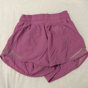 Light pink lululemon hotty hot shorts size 2 4 inch/ long line